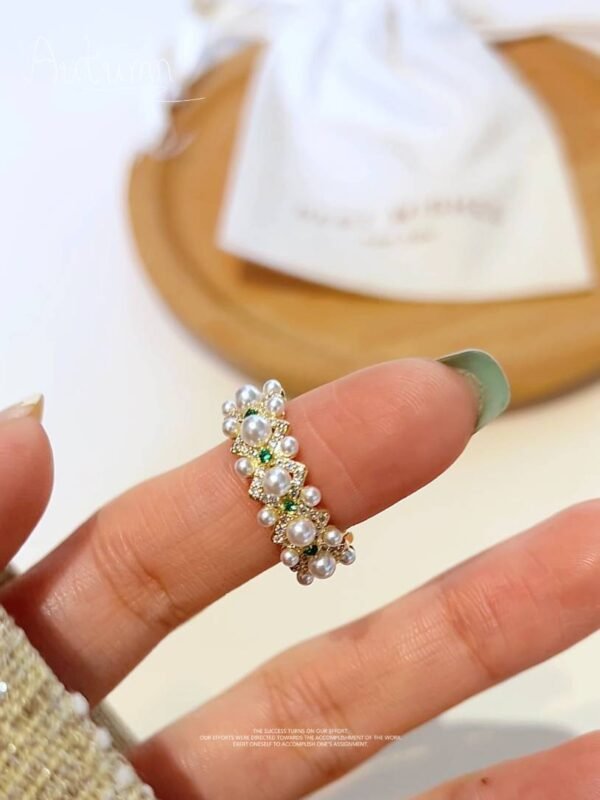 Lace Hollow Pearl Ring